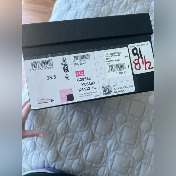 Chanel Black Box - Picture 6 of 14